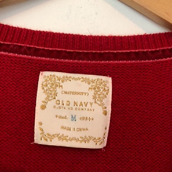 OLD NAVY MATERNITY Solid Bright Red V-Neck Acrylic LAMBS WOOL ANGORA Sweater M - Picture 3 of 5